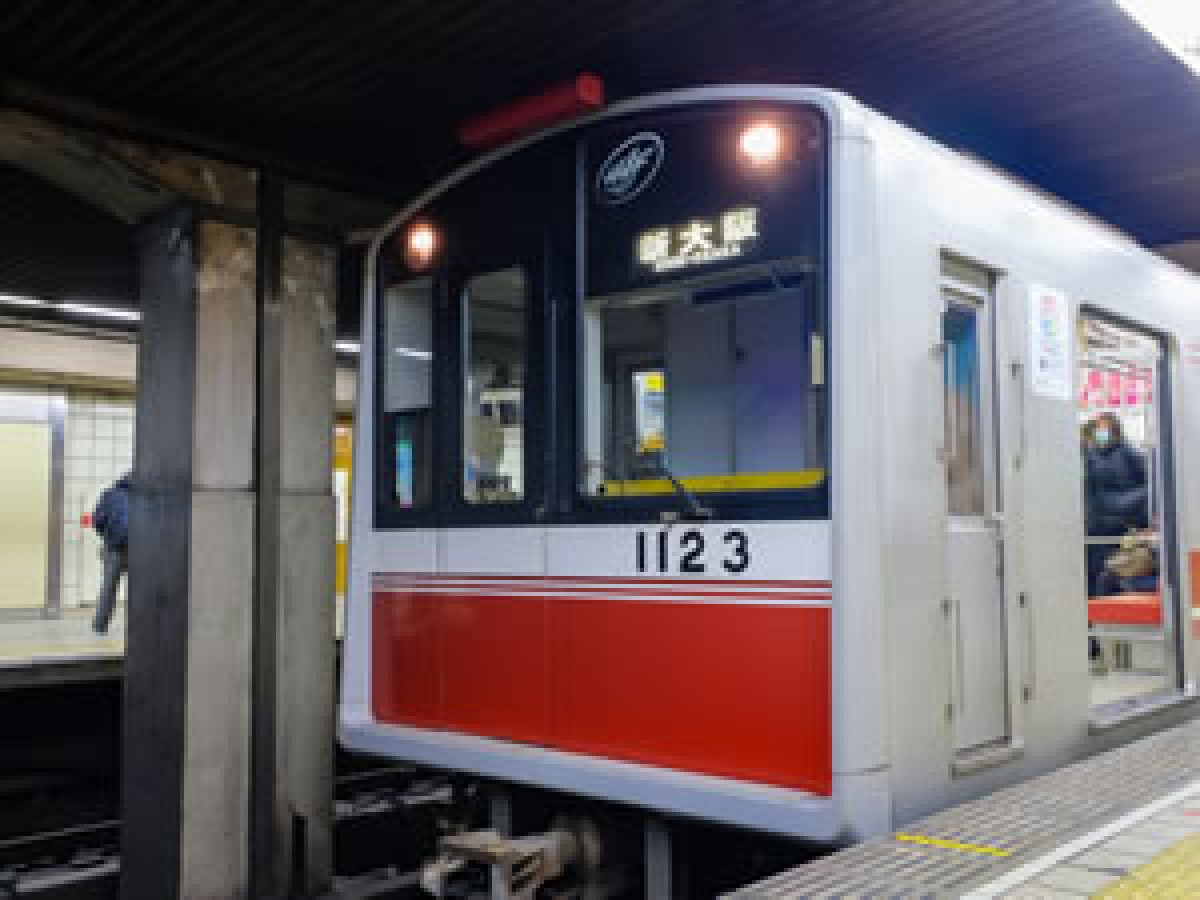 関西の中心地、大阪の地下鉄について